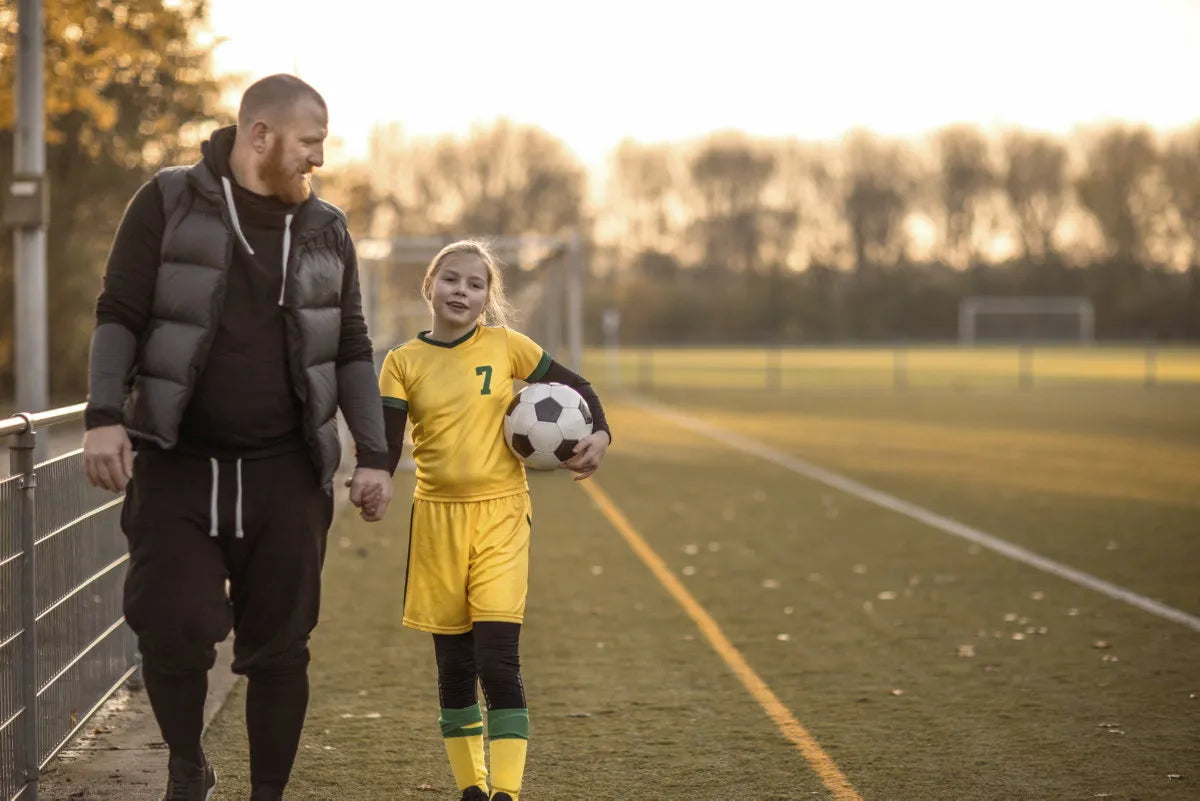 Comment aider sa fille à faire du sport pendant ses règles ?